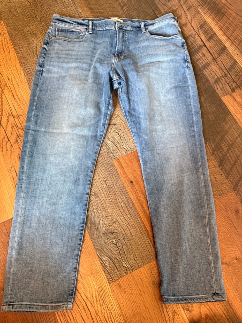 Lucky Brand Men's Light Blue Athletic Slim Jeans
